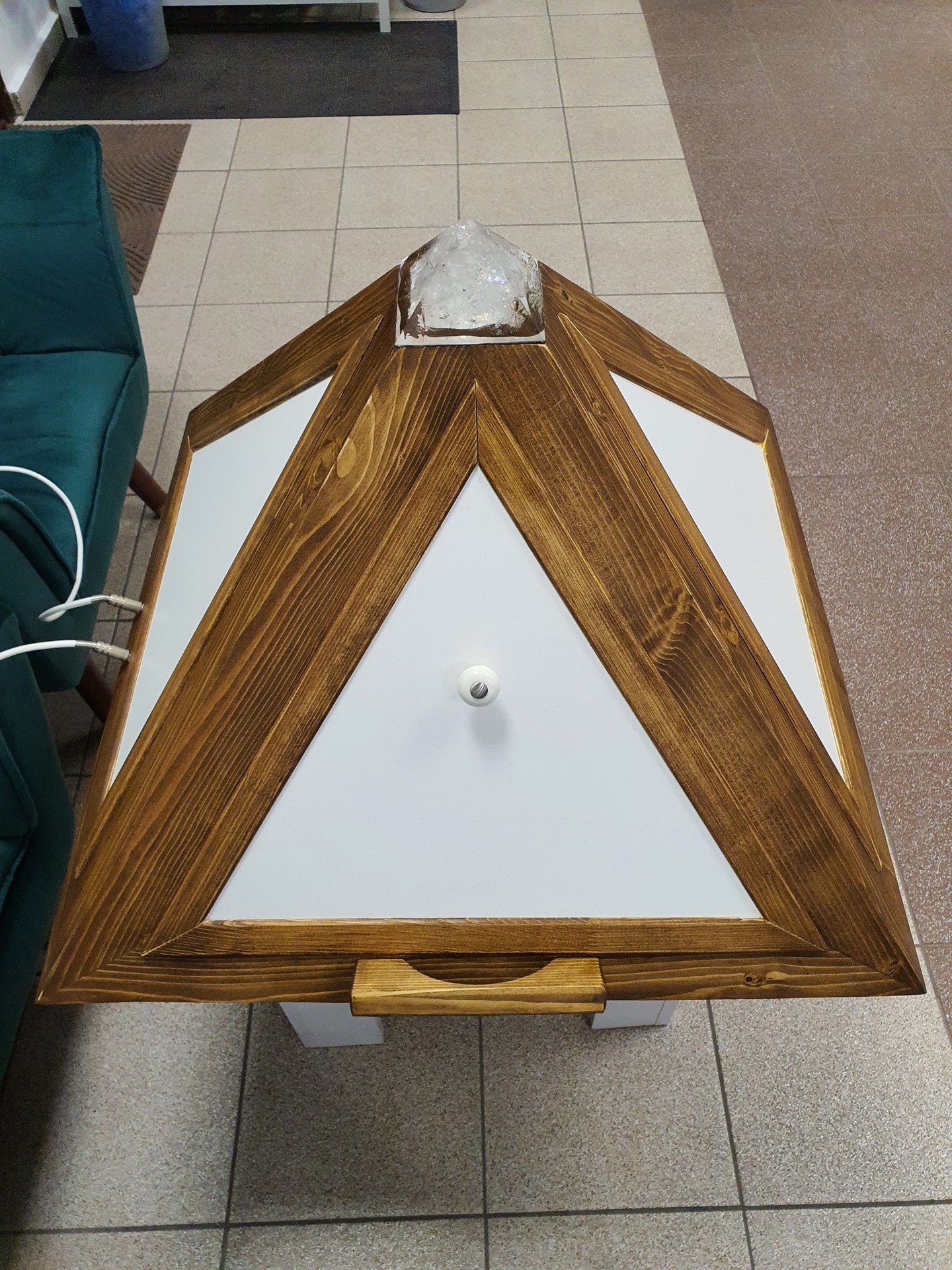 Pyramídový tachyonový generátor 